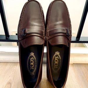 Good condition men’s size 7 Tod’s loafers